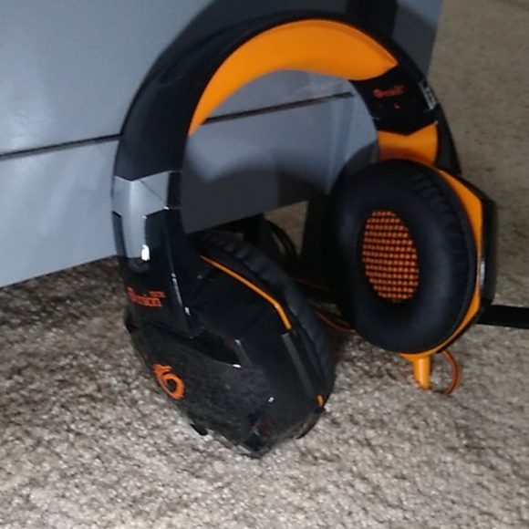 Headset with microphone - Picture 5 of 6